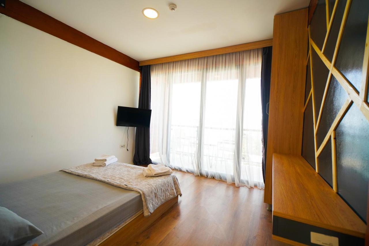 Qcunda Otel Ayvalı Exteriör bild